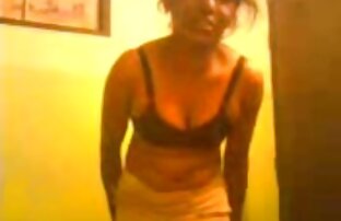 XXX Madura madre e hija hacen un trio anal