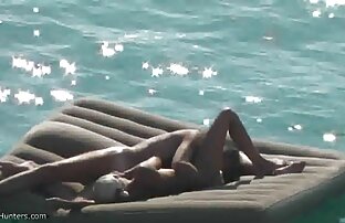 XXX Madura Sexy Deliah Dukes utiliza trios con negros un consolador en su coño mojado