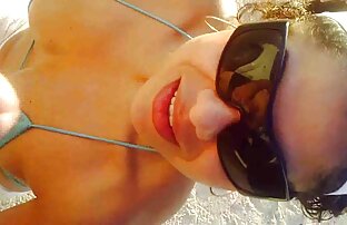 XXX Caliente MILF y su joven amante trio con dos mexicanas 365